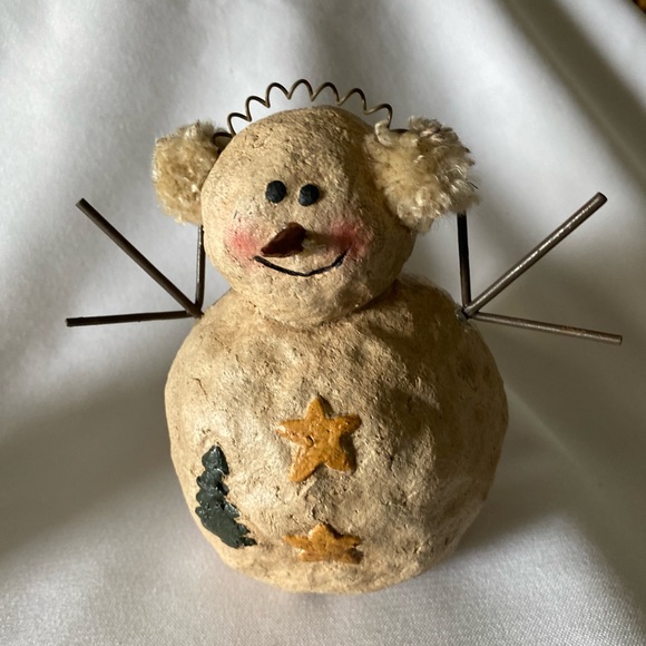 Adorable Lot of 3 Snowmen Perfect for the Holiday, Winter, or Anytime - Picture 3 of 7